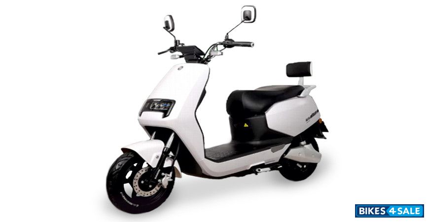 Green Victor Motor Garow