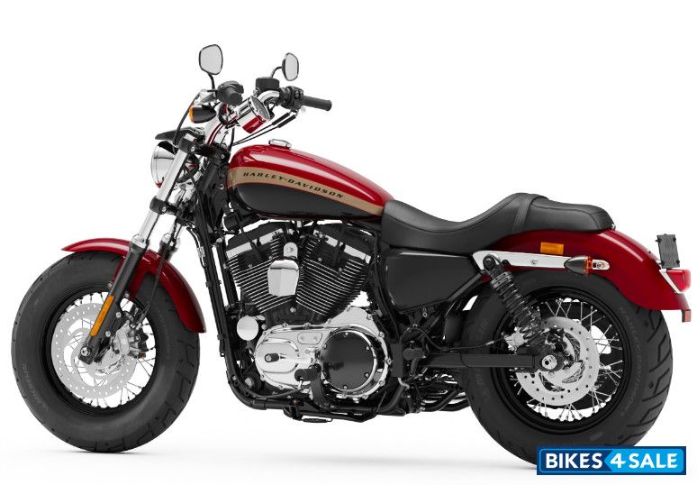 Harley Davidson 1200 Custom 2020 - Billiard Red/Vivid Black
