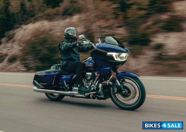 Harley Davidson CVO Road Glide 2025