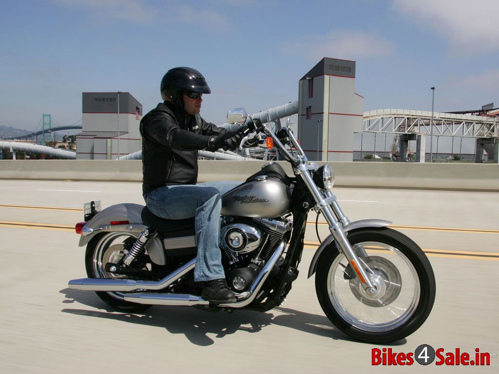 Harley Davidson Dyna FXDC Super Glide Custom