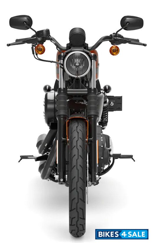 Photo 3. Harley Davidson Iron 883 2020 Motorcycle Picture Gallery