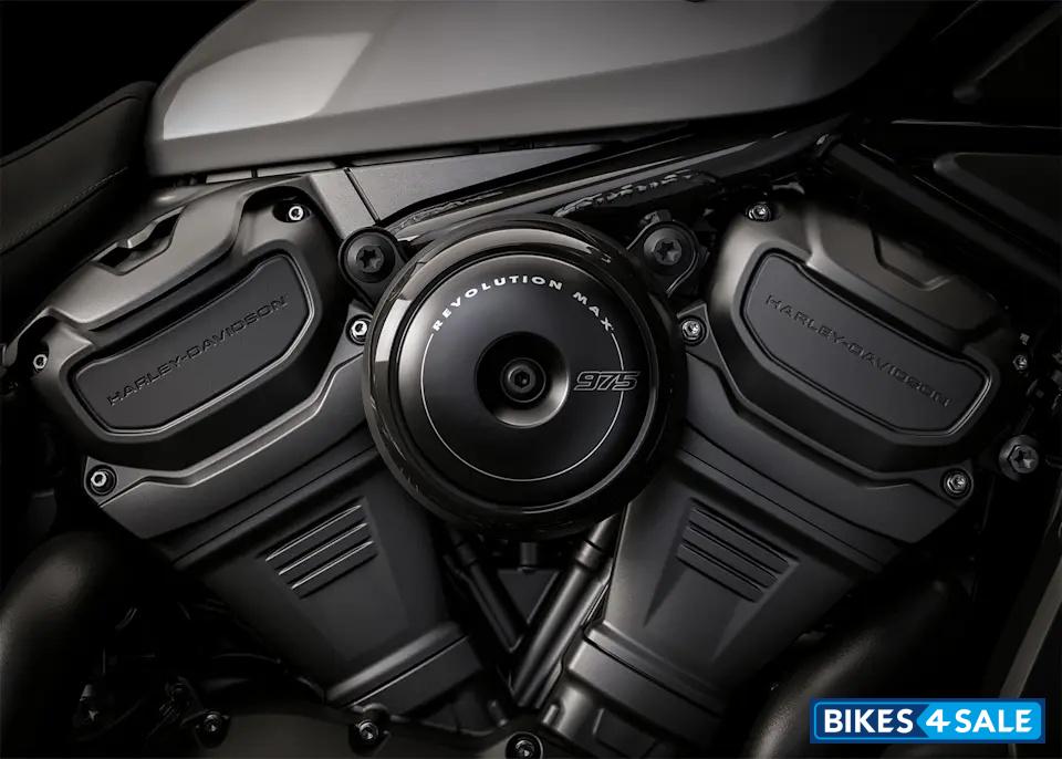 Harley Davidson Nightster 2025