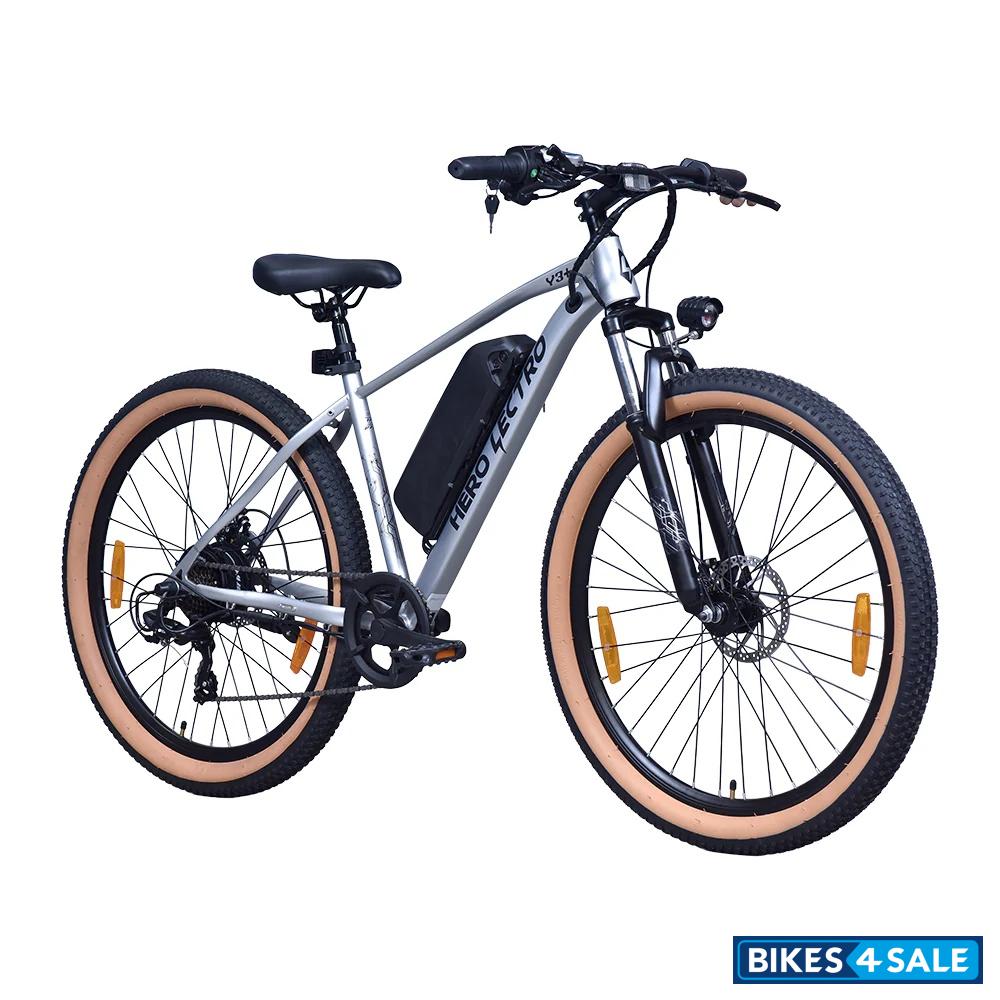 Hero Cycles Lectro Y3 Plus Silver
