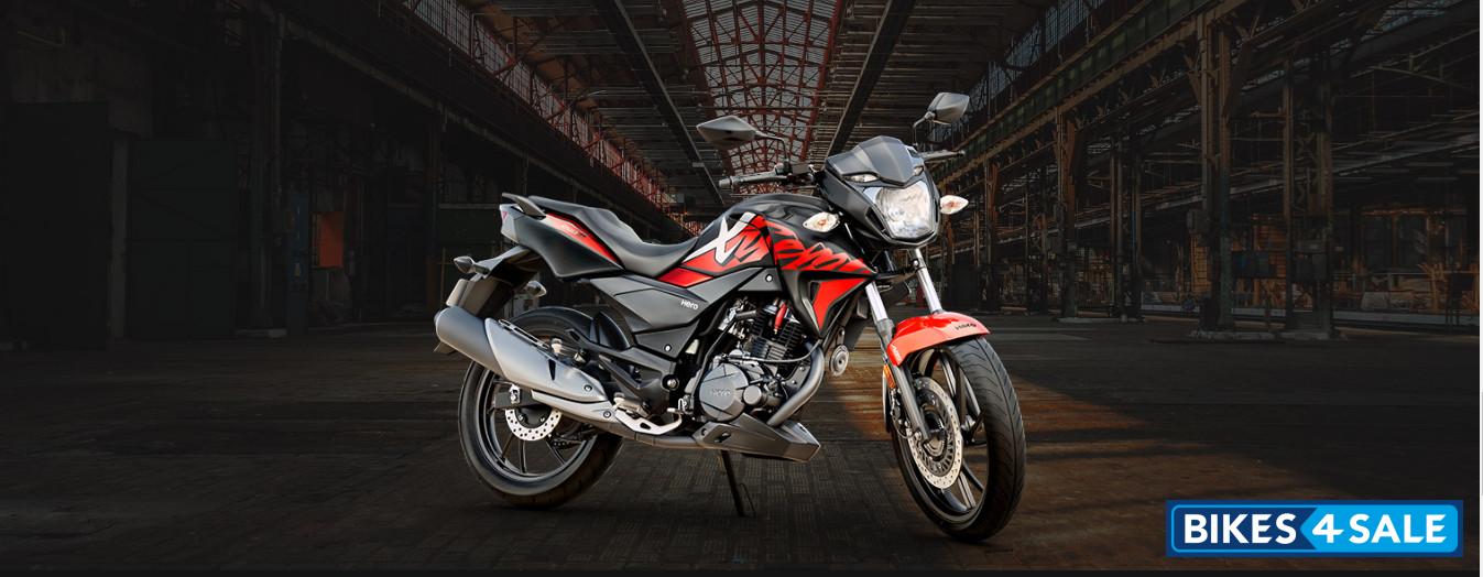 Hero Xtreme 200R - Black with Sports Red