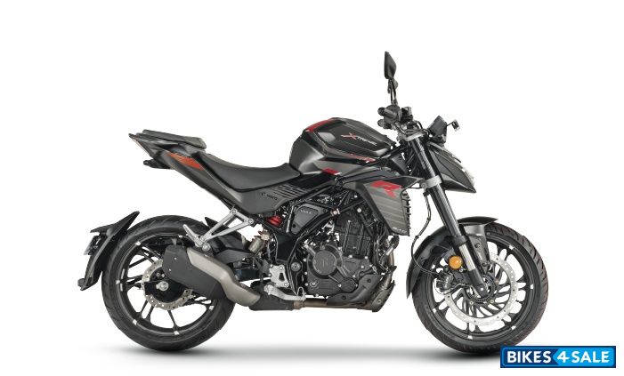 Hero Xtreme 250R Stealth Black