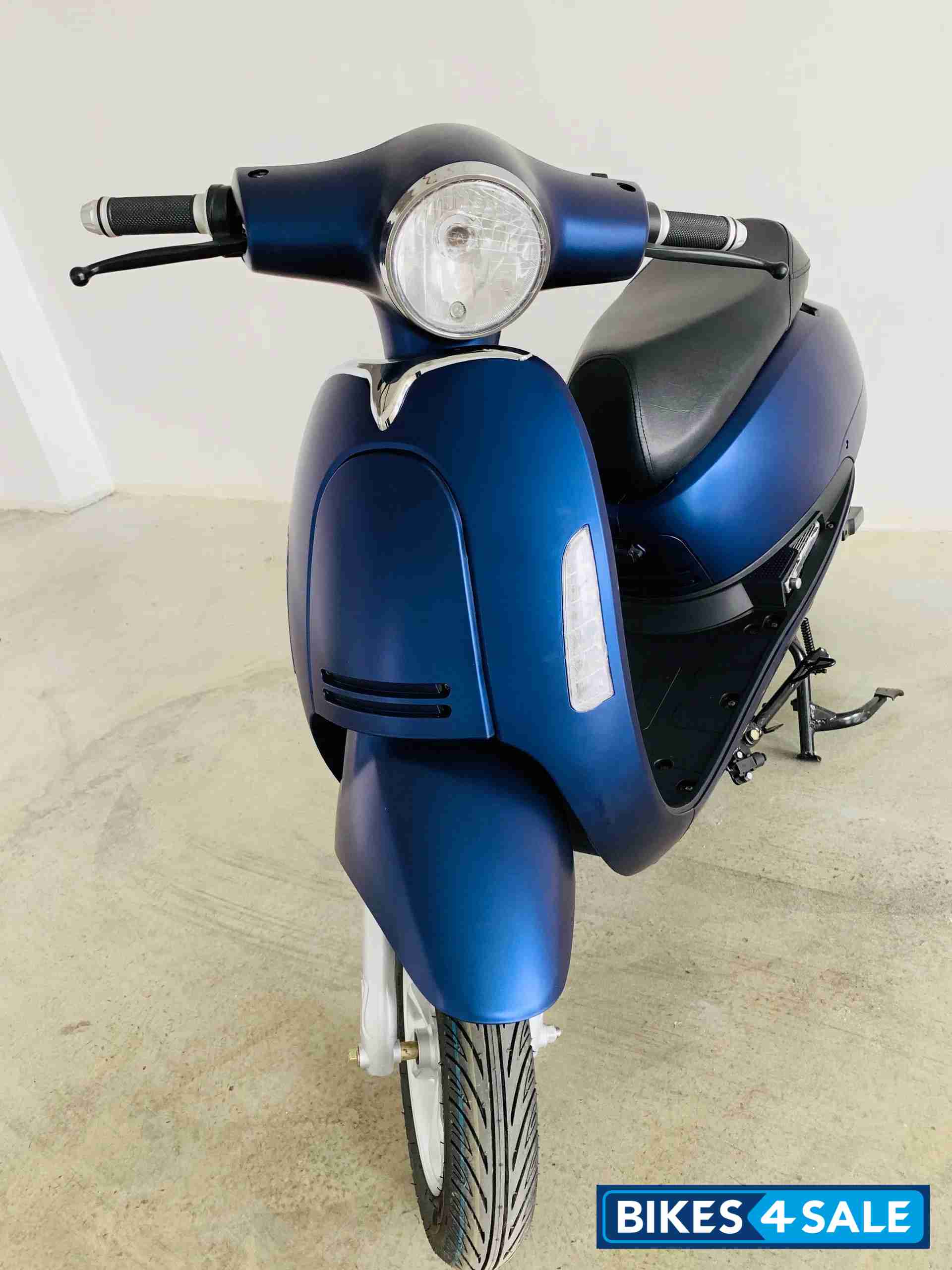 Hind Motocorp evvio i19 Slik