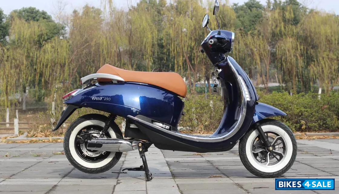 Hind Motocorp evvio i19 Slik