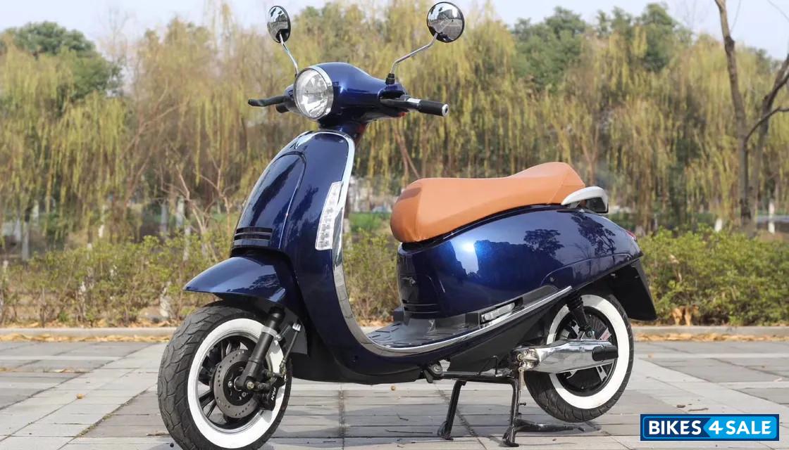 Hind Motocorp evvio i19 Slik