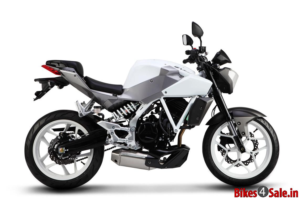 Hyosung GD250N White Colour