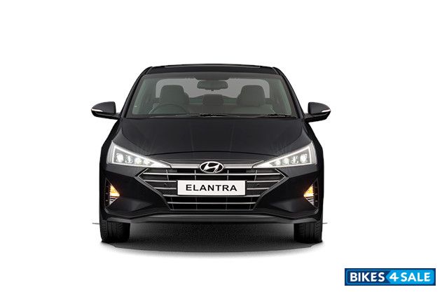 Hyundai Elantra 2.0L SX Petrol AT - Front View