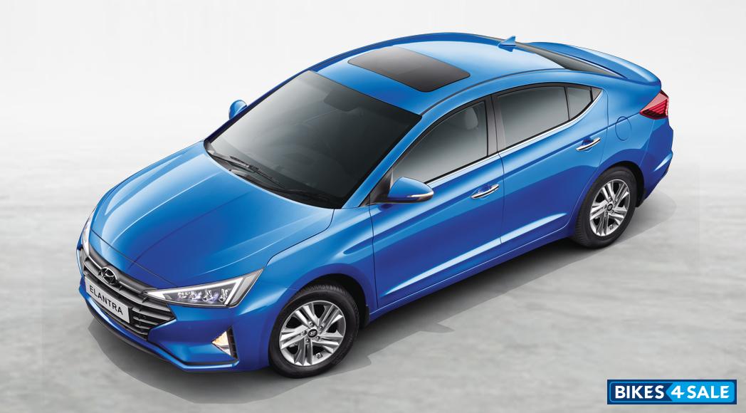 Hyundai Elantra 2.0L SX Petrol - Top View