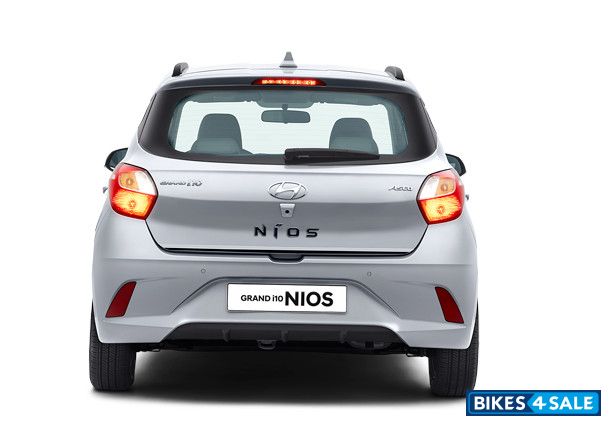Hyundai Grand i10 Nios 1.2L Sportz CNG - Rear View
