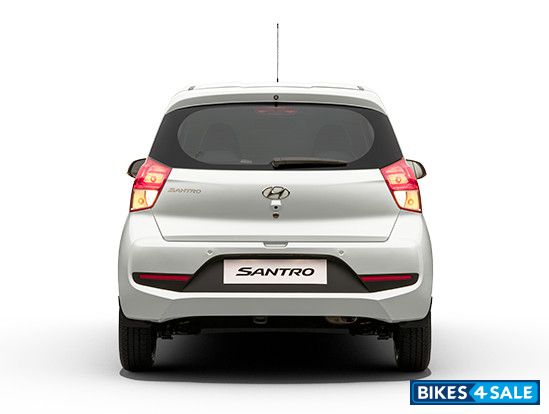 Hyundai Santro 1.1L Magna Petrol Rear View