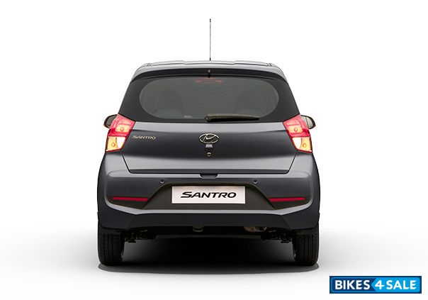 Hyundai Santro 1.1L Sportz Petrol - Rear View