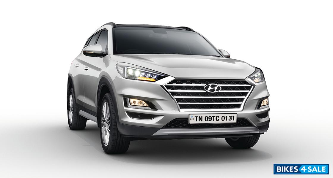 Hyundai Tucson 2.0L GLS 4WD Diesel AT Front View