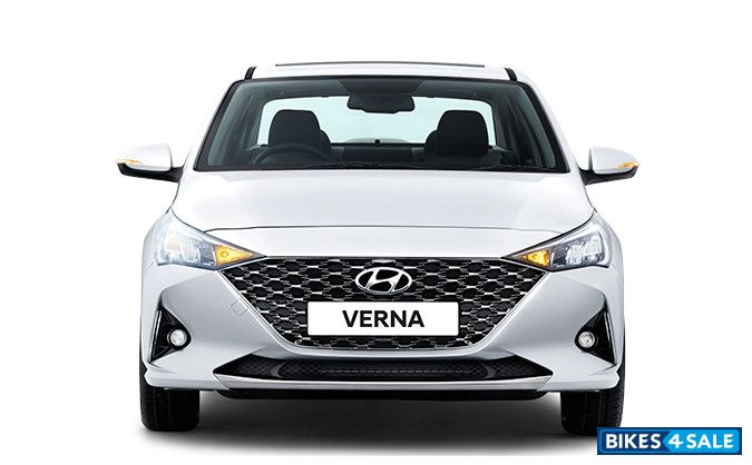 Hyundai Verna 1.5L MPi SX(O) - Front View