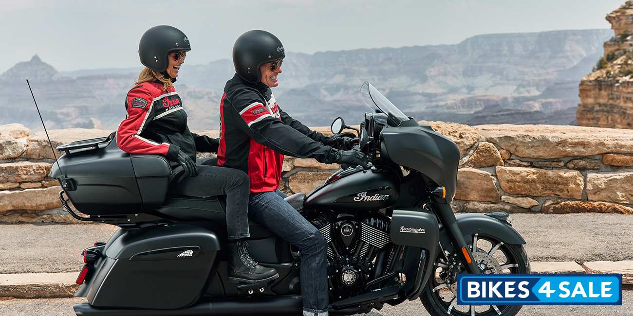 Indian Roadmaster Dark Horse 2025