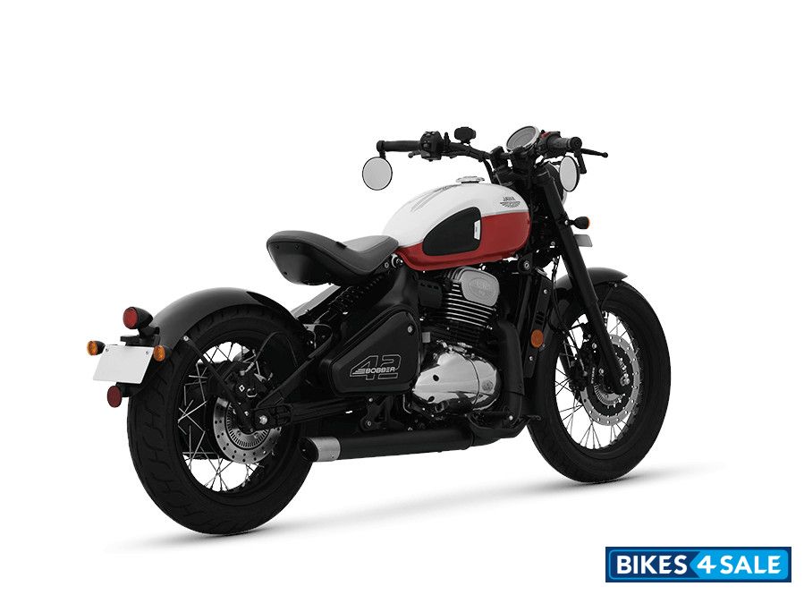 Jawa 42 Bobber Dual Channel ABS