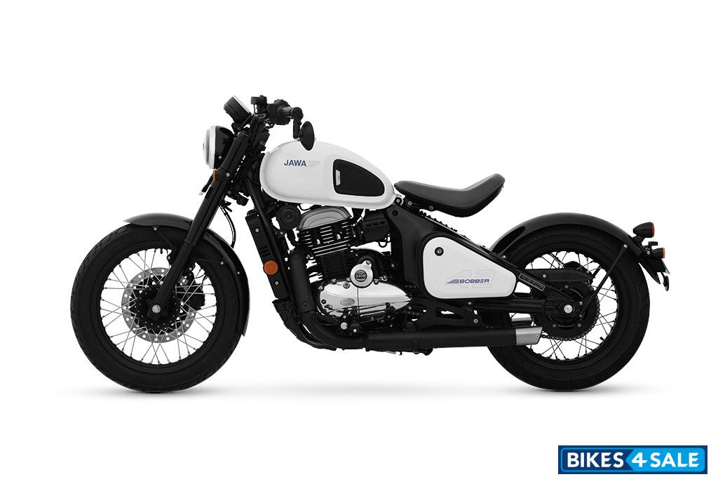 Jawa 42 Bobber Dual Channel ABS