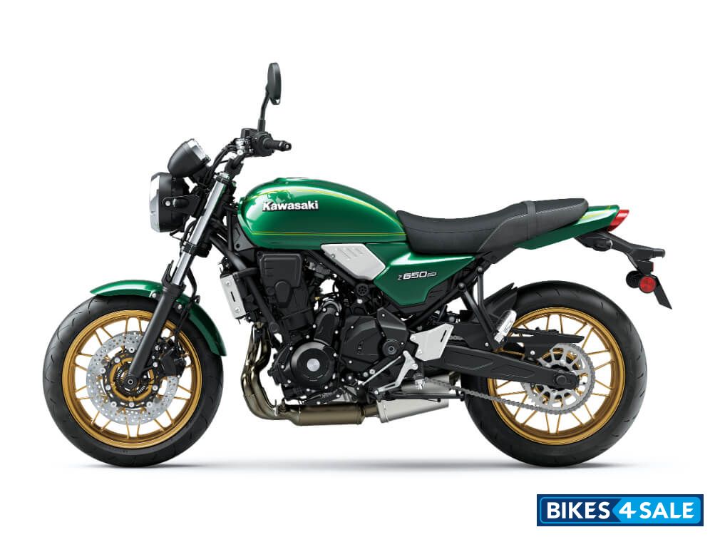 Kawasaki 2022 Z650RS Candy Emerald Green