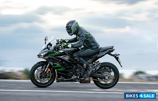 Kawasaki Ninja 1000SX BS6 2021