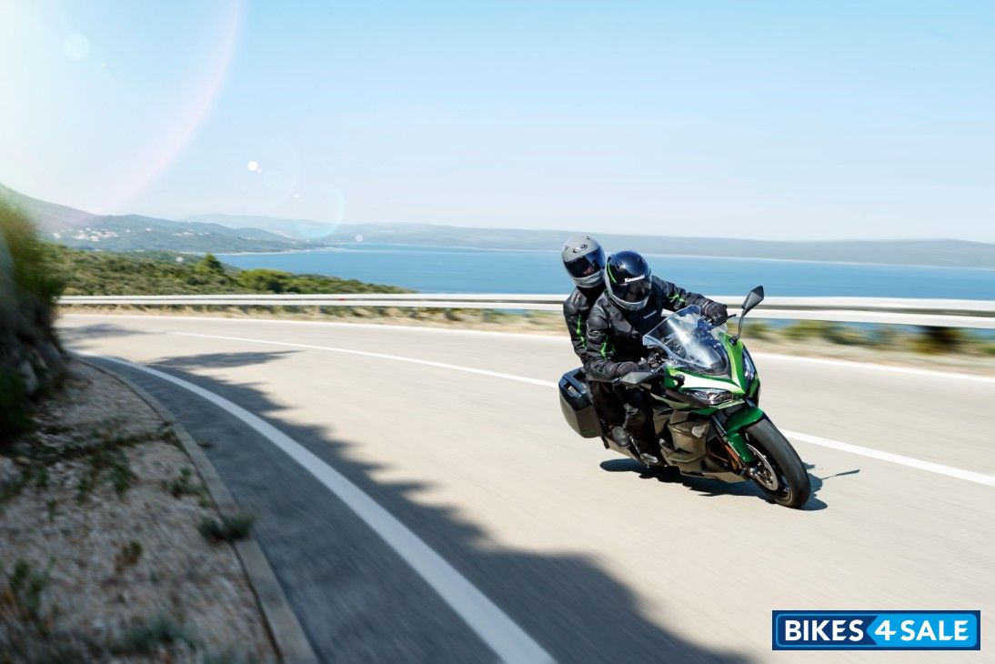 Kawasaki Ninja 1000SX BS6 2022