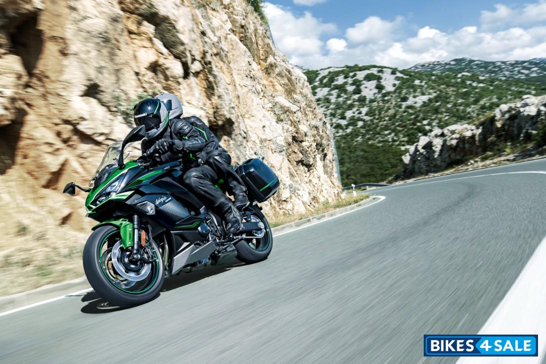 Kawasaki Ninja 1000SX BS6 2022