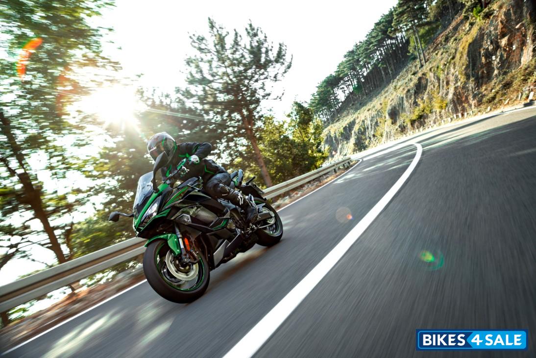 Kawasaki Ninja 1000SX BS6 2022