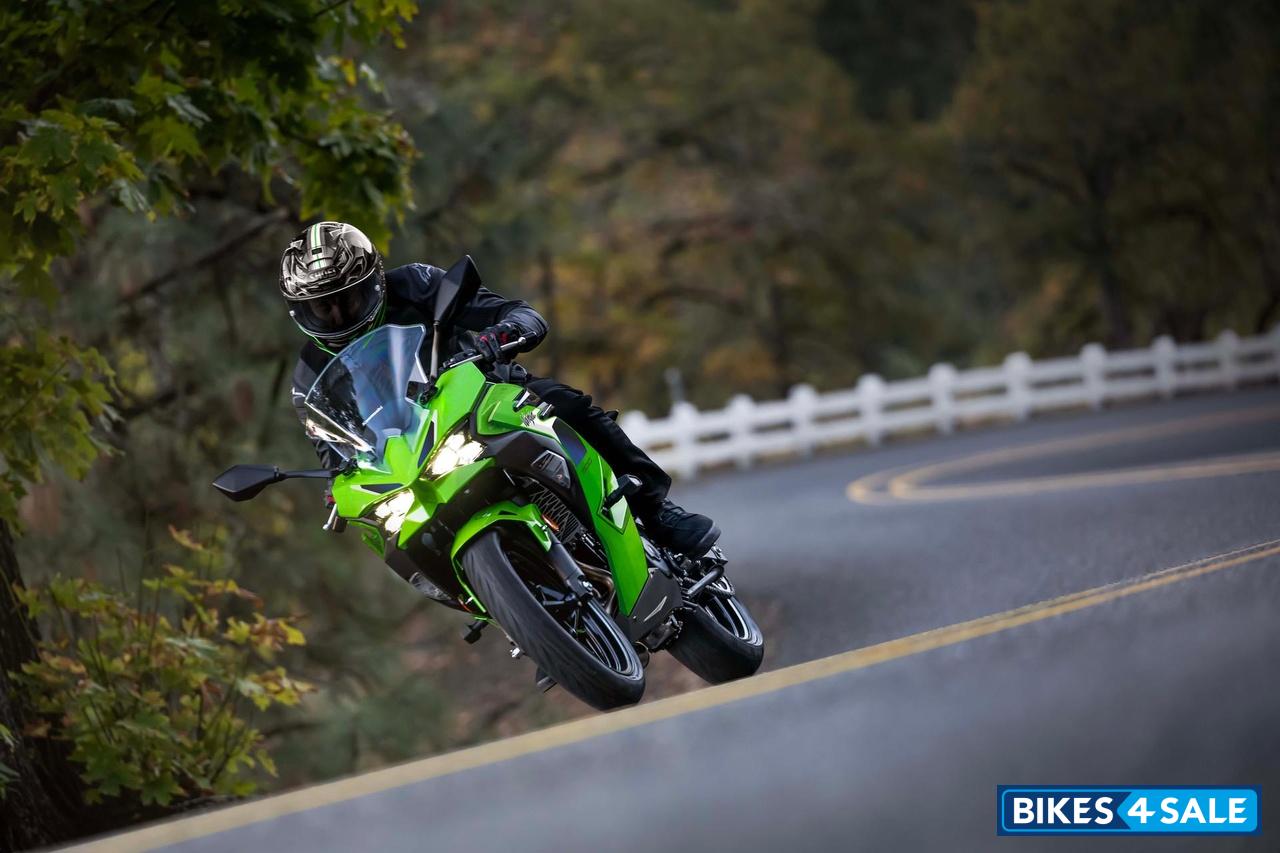 Kawasaki Ninja 500 2026