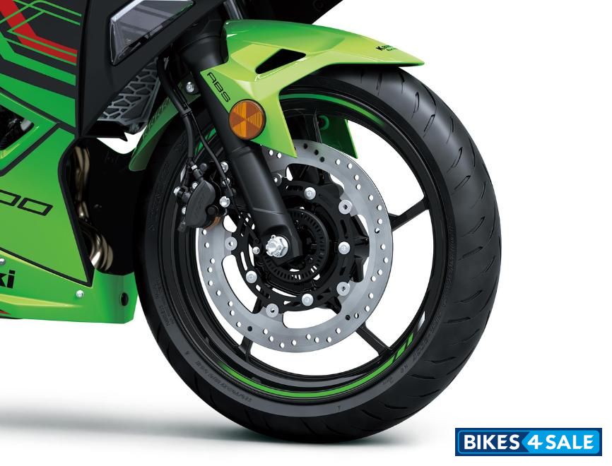 Kawasaki Ninja 500 Large-Diameter 310 mm Brake Disc