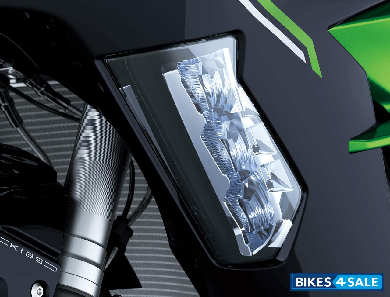 Kawasaki Ninja H2 SX SE 2024 LED Cornering Lights