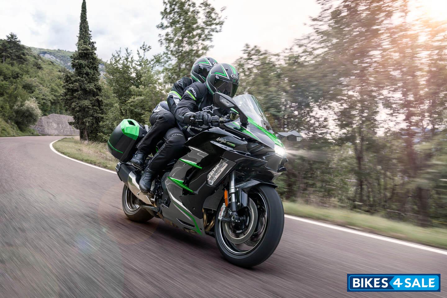 Kawasaki Ninja H2 SX SE 2024