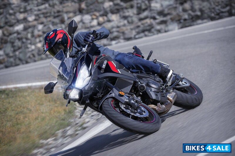 Kawasaki Versys 650 BS6 2024