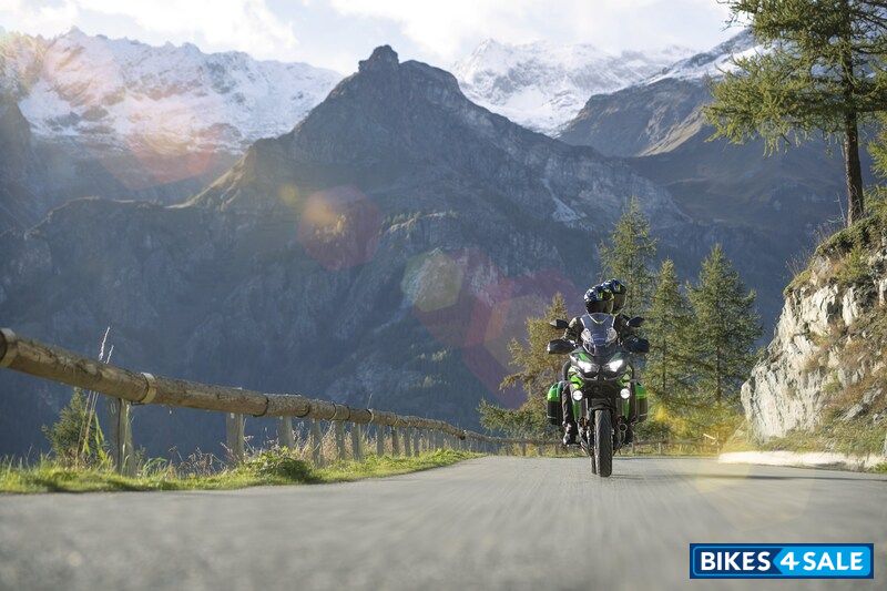 Kawasaki Versys 650 BS6 2024