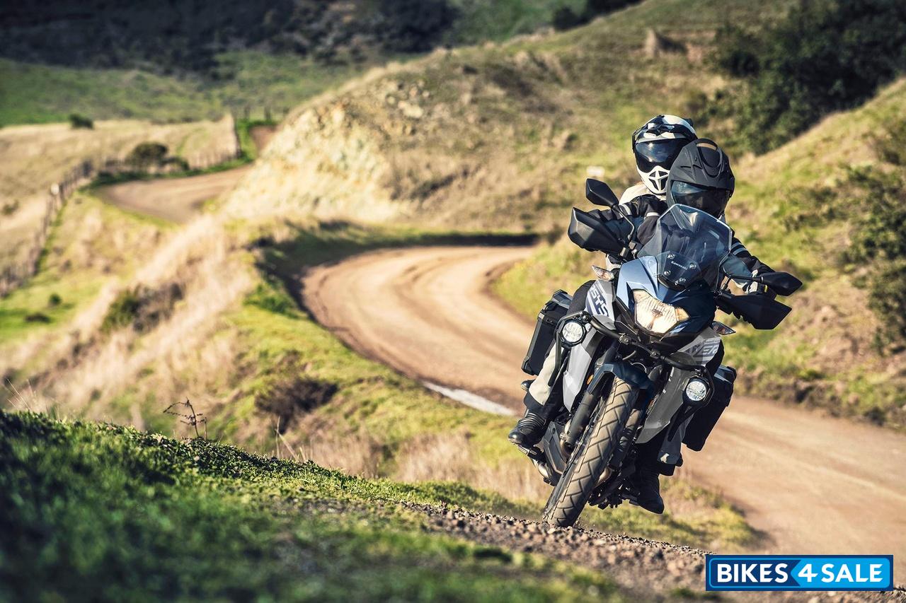 Kawasaki Versys-X 300 2025