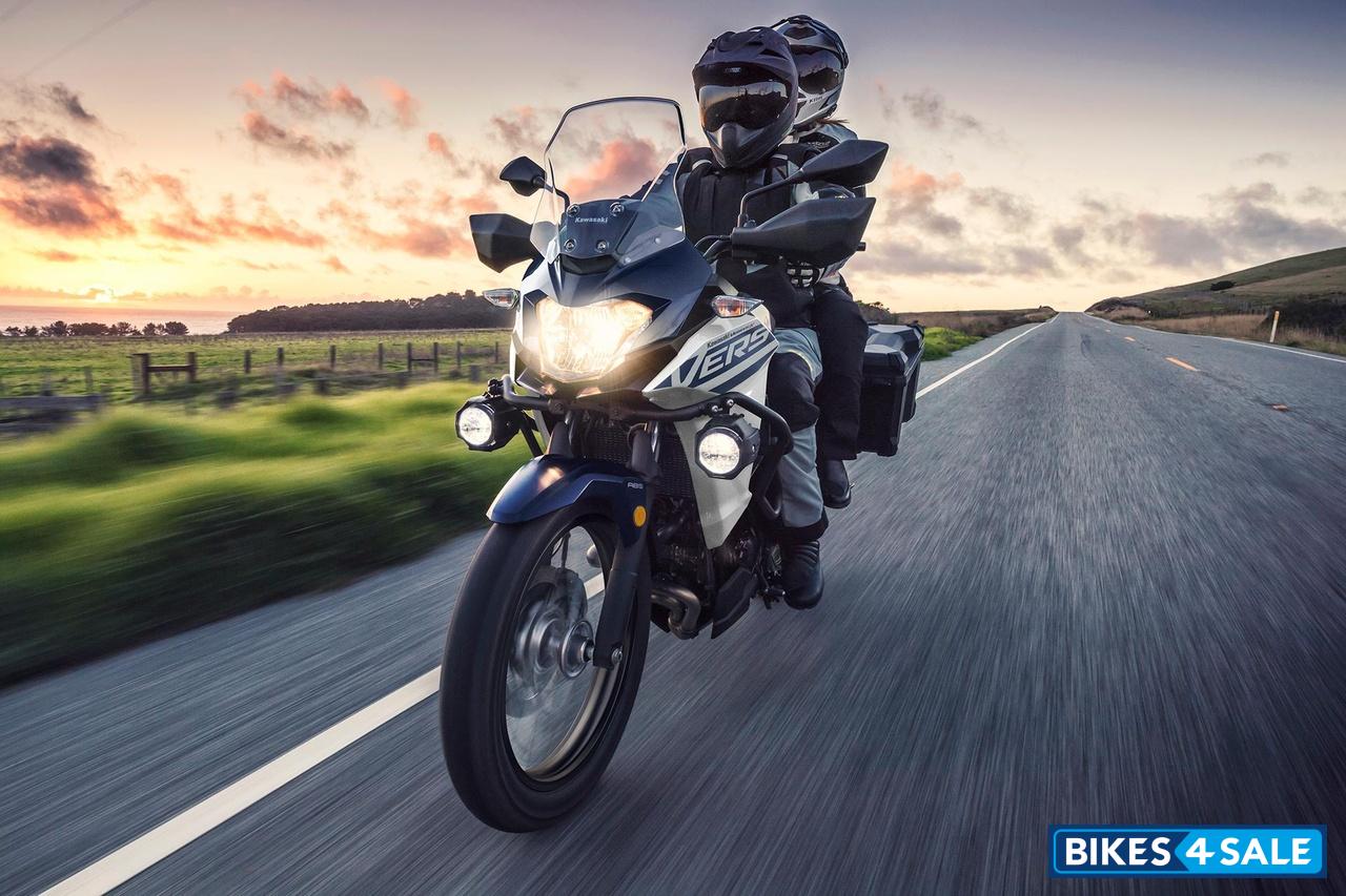 Kawasaki Versys-X 300 2025