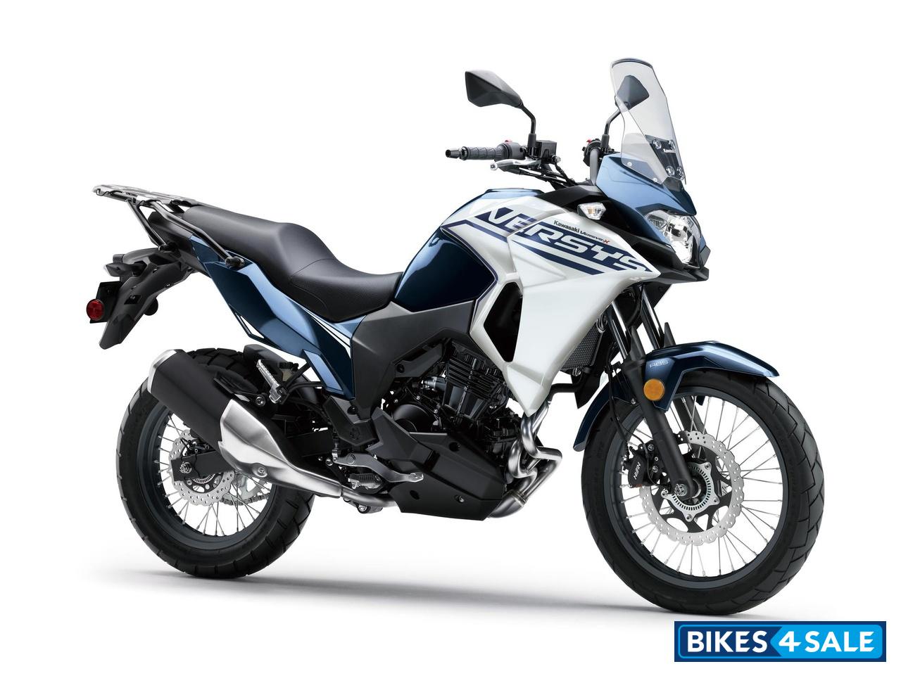 Kawasaki Versys-X 300 2025 Metallic Ocean Blue/ Pearl Robotic White