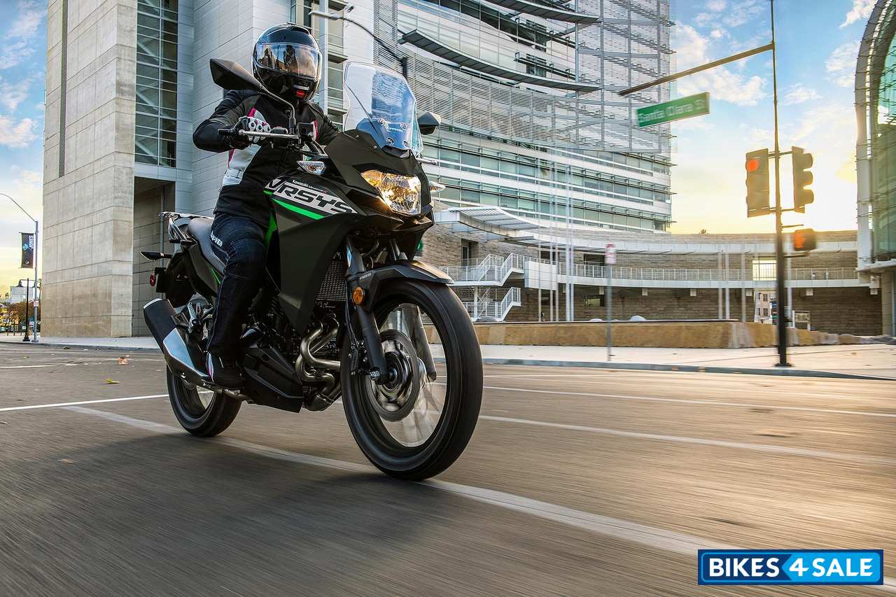 Kawasaki Versys-X 300 2025