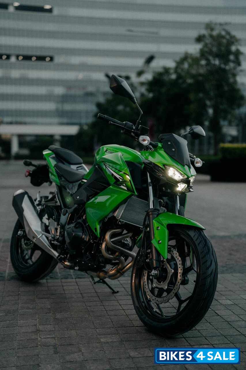 Kawasaki Z300