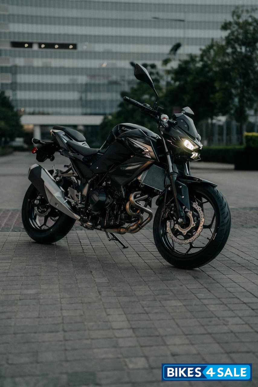 Kawasaki Z300