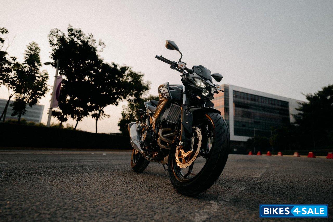 Kawasaki Z300