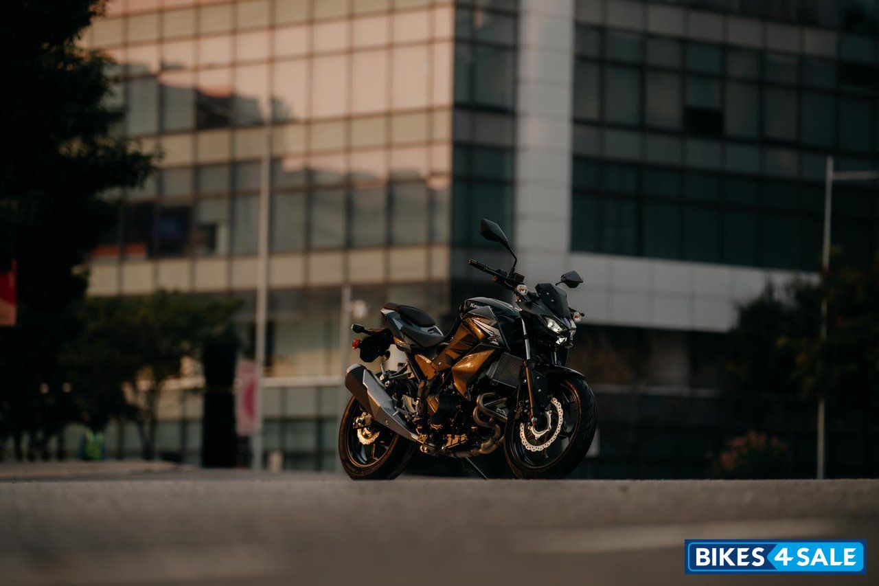 Kawasaki Z300