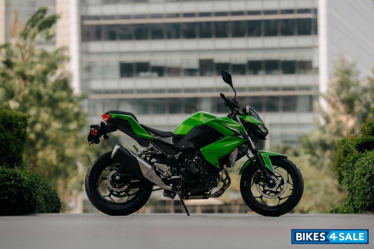 Kawasaki Z300