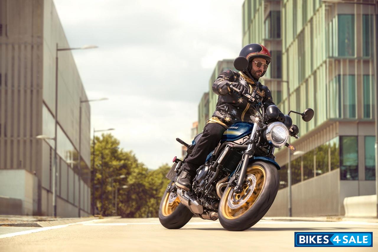 Kawasaki Z650RS 2026