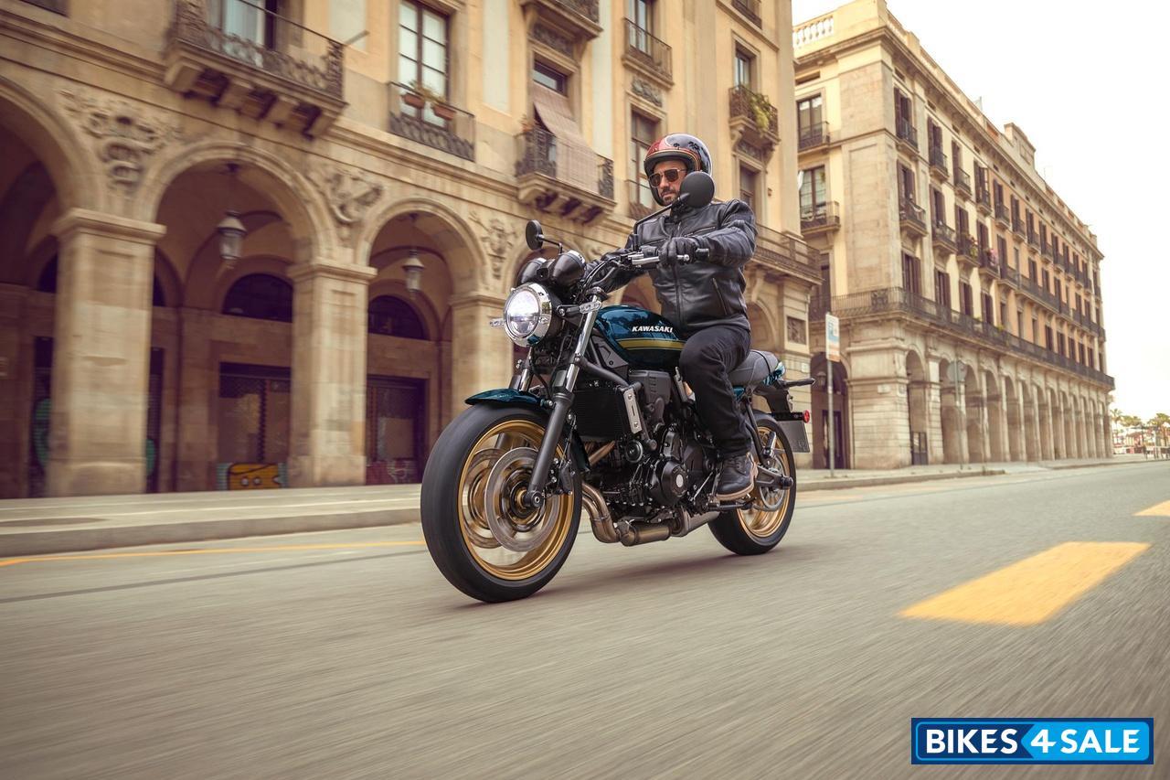 Kawasaki Z650RS 2026