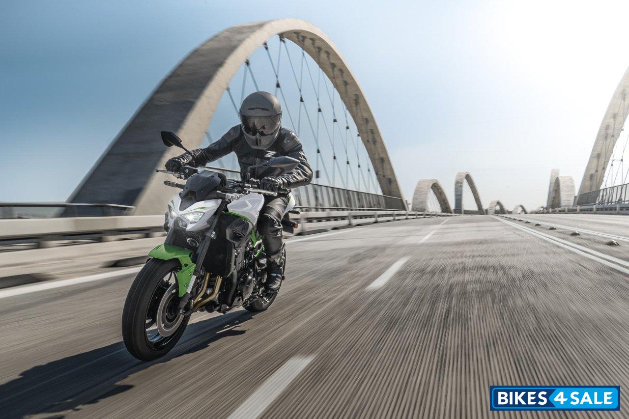 Kawasaki Z900 2027