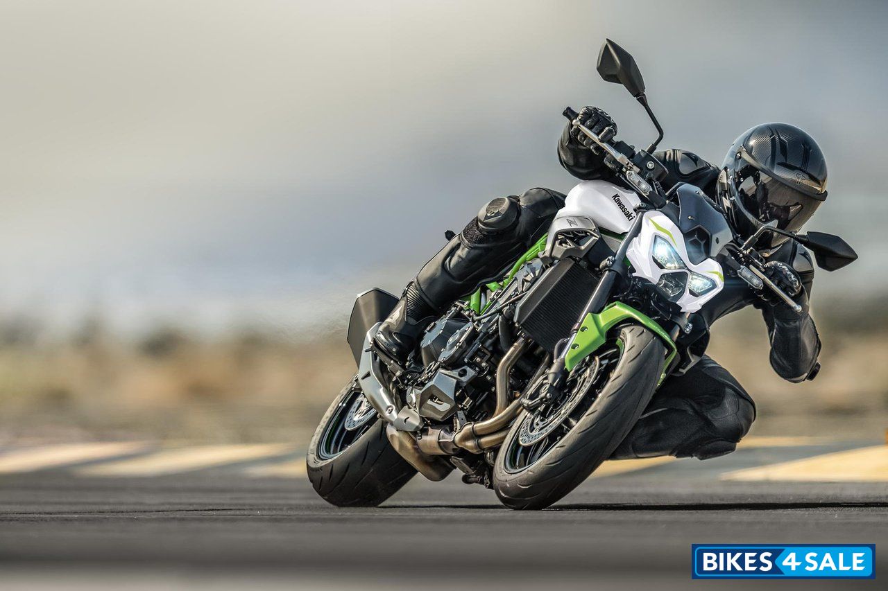 Kawasaki Z900 2027