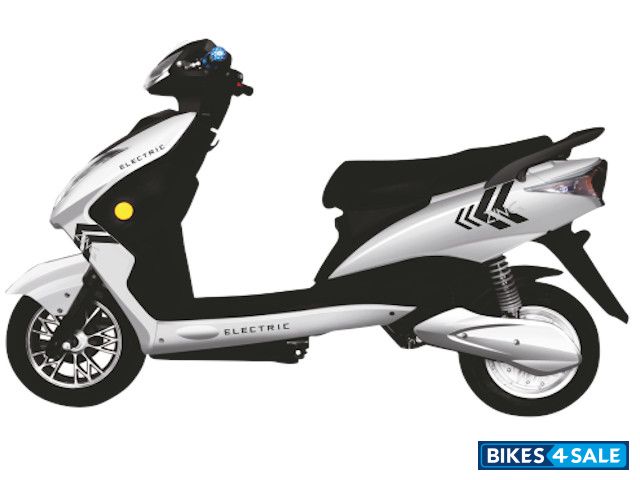 Kinetic Green Zing Electric White