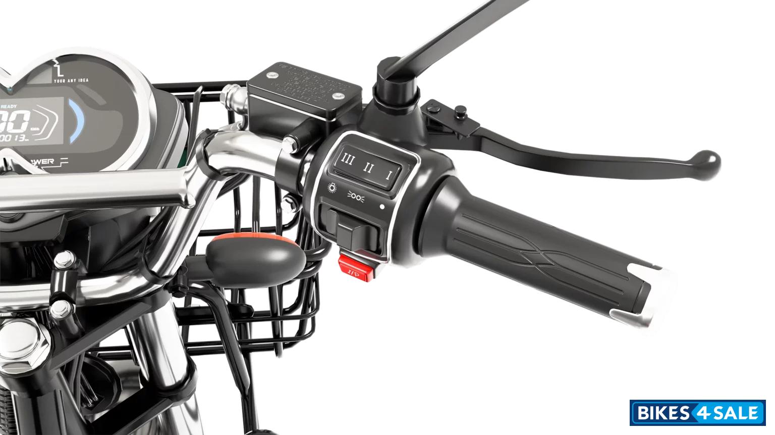 KOMAKI Cat 2.0 Parking Assist/Auto Repair