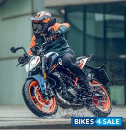 KTM Duke 160 TFT